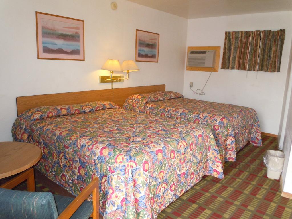 Value Inn Фаллон Экстерьер фото